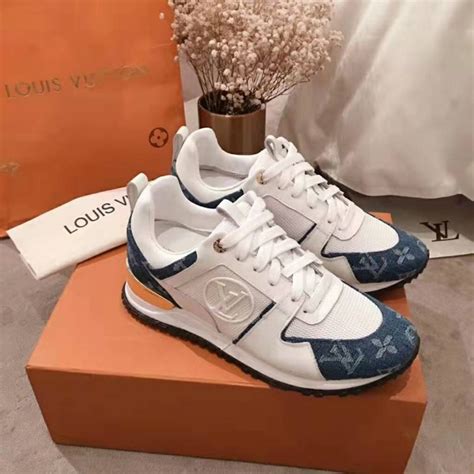 schoenen louis vuitton dames|louis vuitton women's 34.0 sneakers.